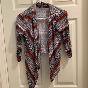 Light and comfortable cardigan